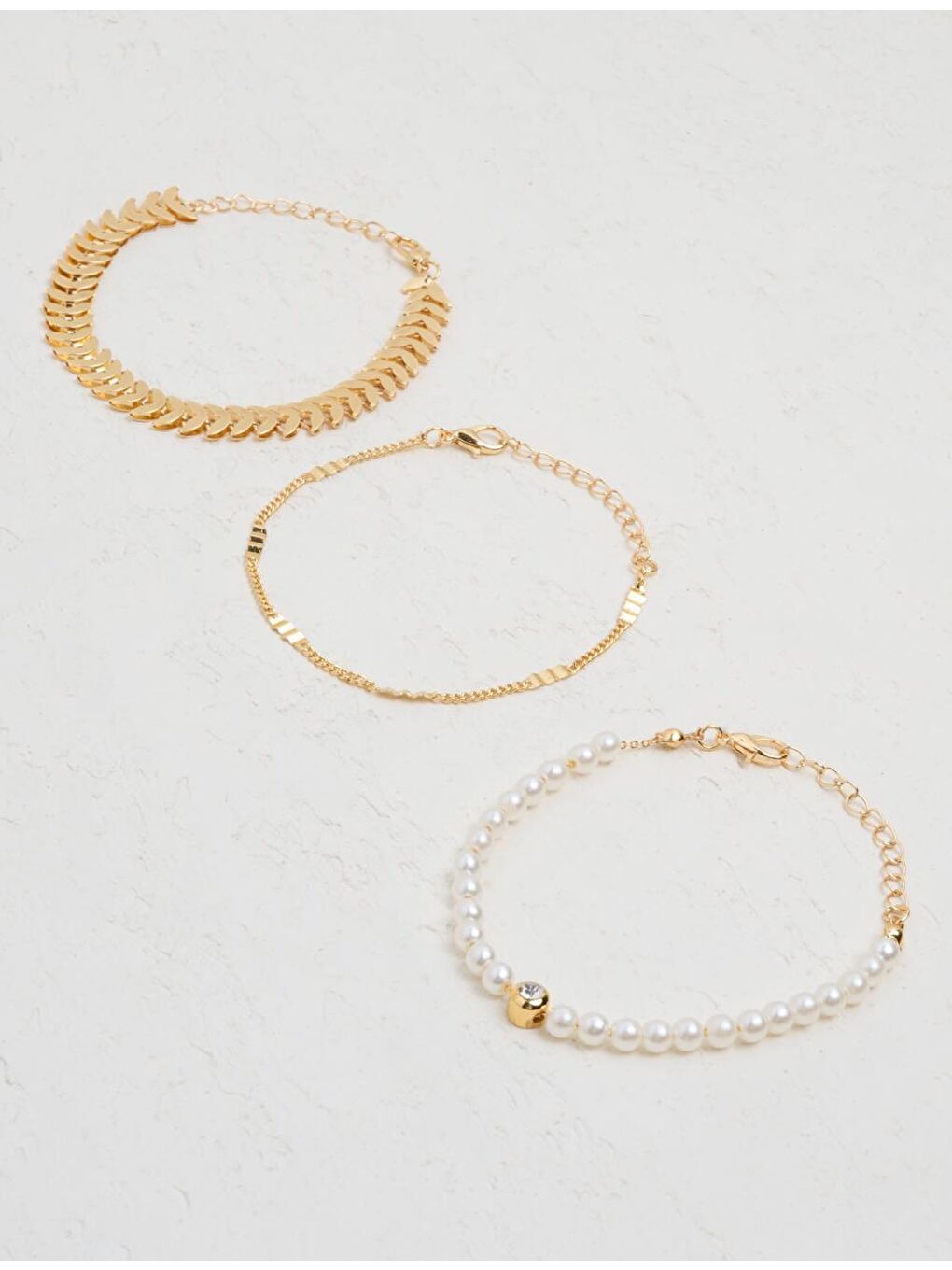 Sarı Altın İnci Detaylı Üçlü Zincir Bileklik Seti