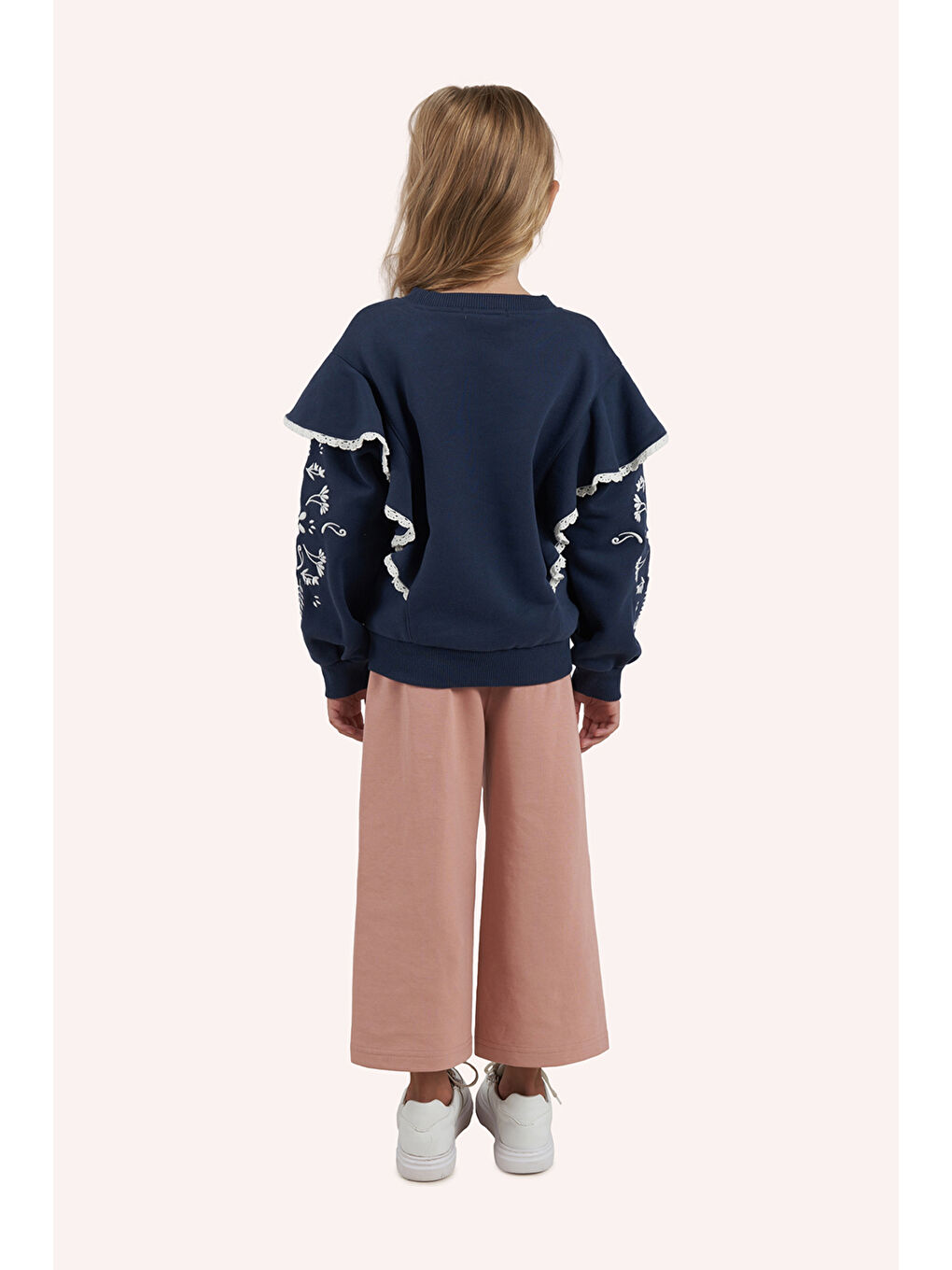 Kız Çocuk Nakışlı Lacivert Sweatshirt-1