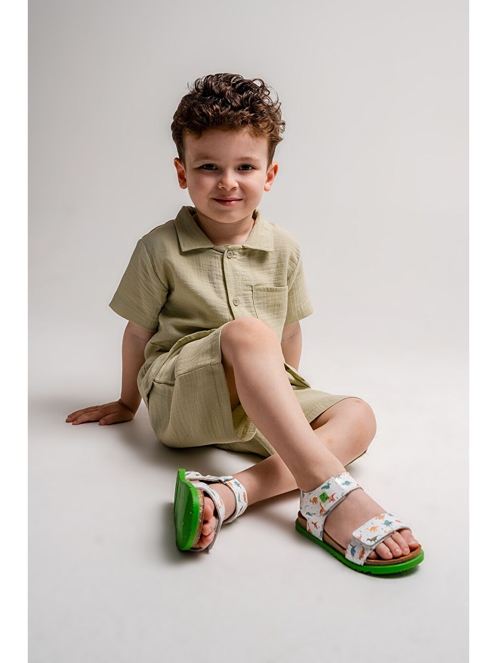 Beyaz Erkek Çocuk Dino Hakiki Deri Mantar Tabanlı Günlük Çocuk Sandalet