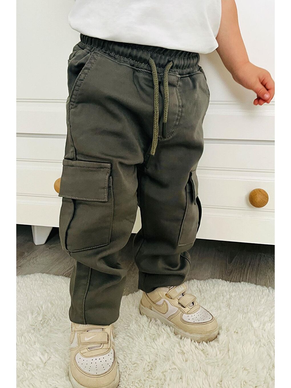 Erkek Çocuk Pantolon Kargo Cepli Beli Lastikli Haki Yeşil (1.5-5 Yaş)-1