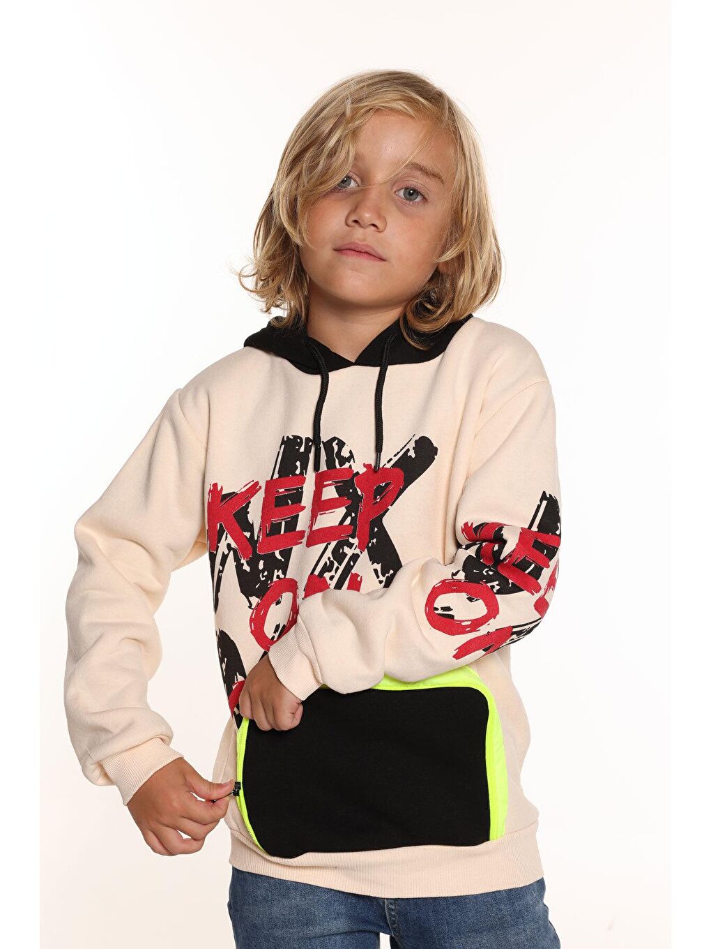 Ekru Erkek Çocuk Keep On Yazı Baskılı Kapüşonlu Sweatshirt 14137