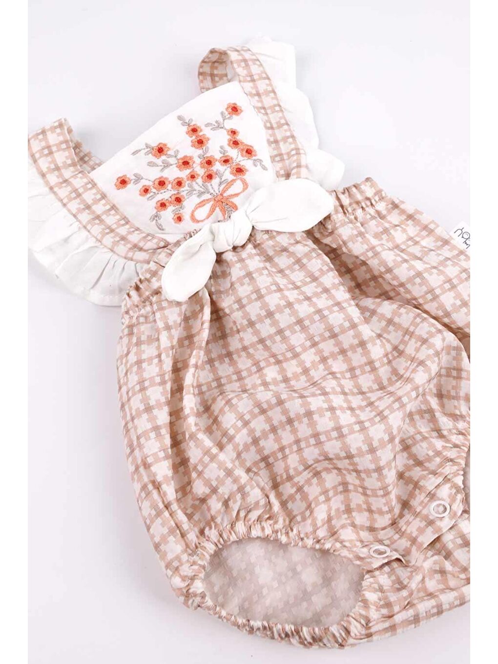 Bej Ön Kısmı Çiçek Detaylı Potikareli Kız Bebek Romper Tulum - Zendaya-2