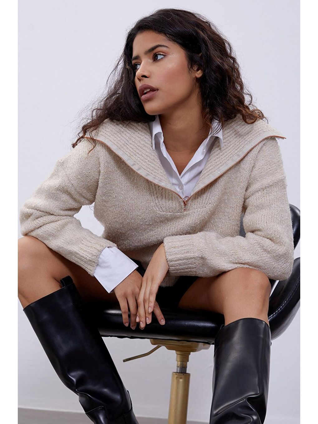 Bej Fermuarlı Triko Kazak-1