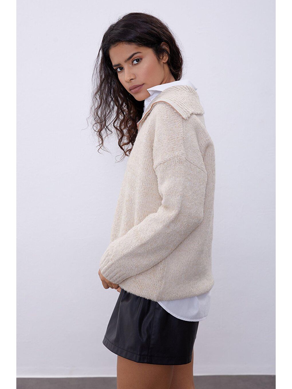 Bej Fermuarlı Triko Kazak-3