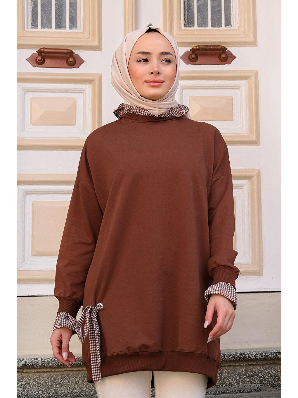 Kolları Gofre Detaylı Tunik Kahverengi-2