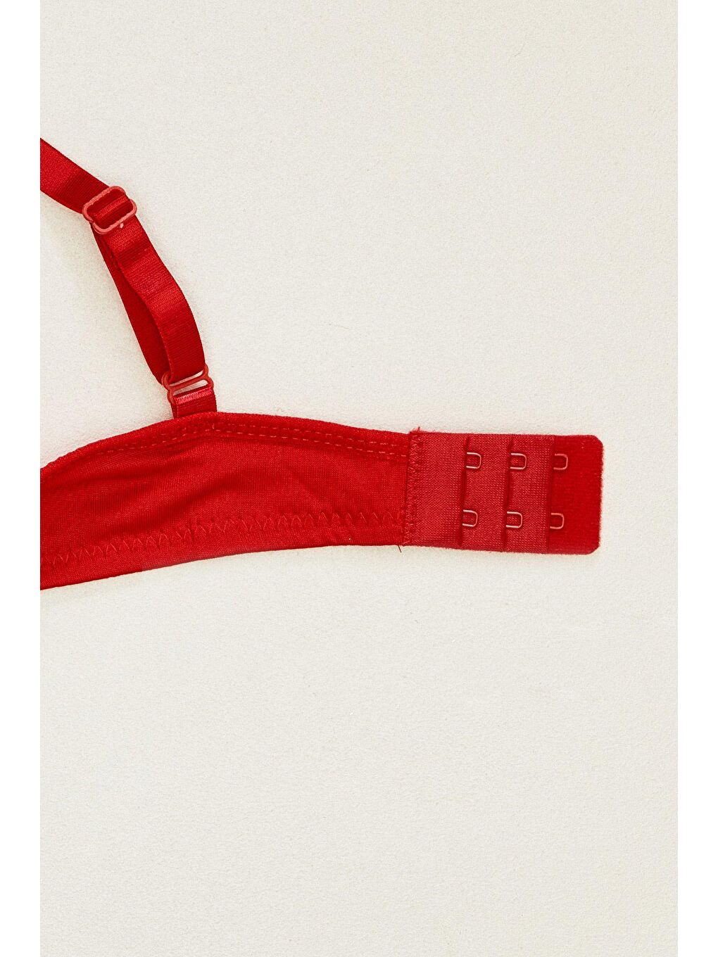 Kırmızı Desteksiz Çapraz Sütyen-1