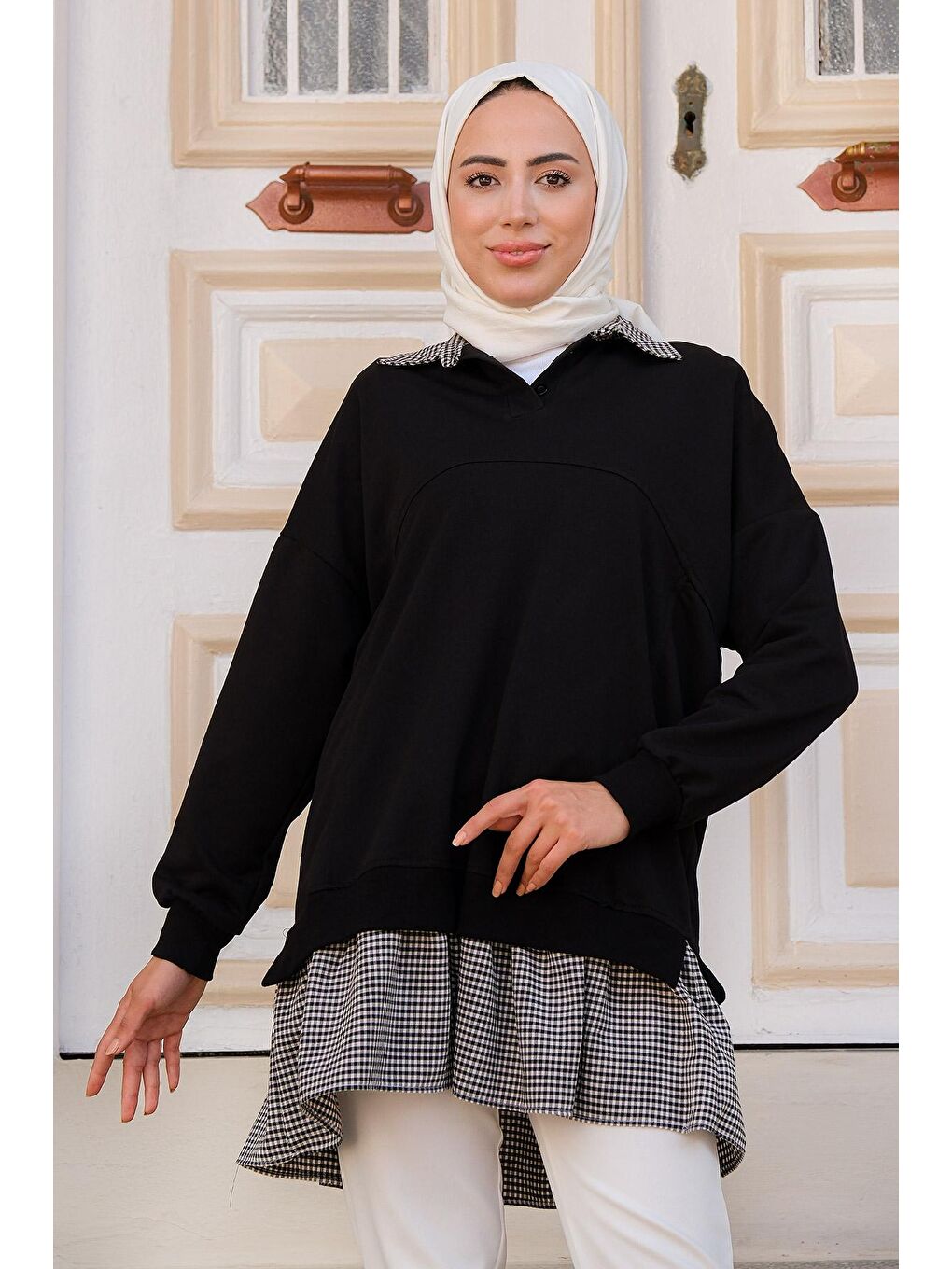 Polo Yaka Eteği Büzgülü Tunik Siyah