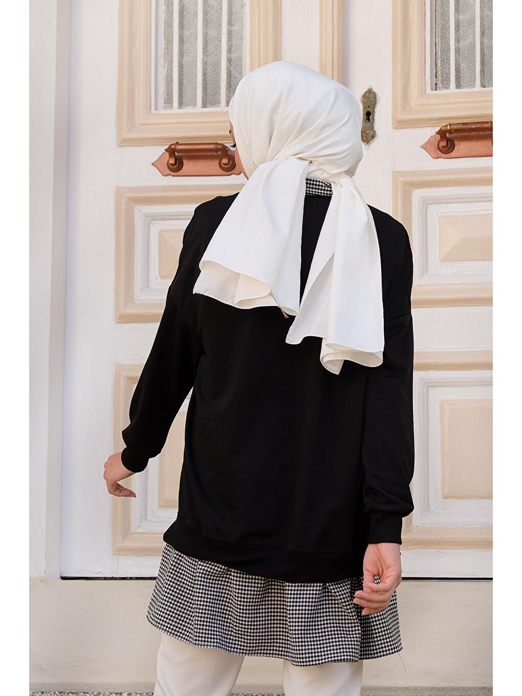 Polo Yaka Eteği Büzgülü Tunik Siyah-4