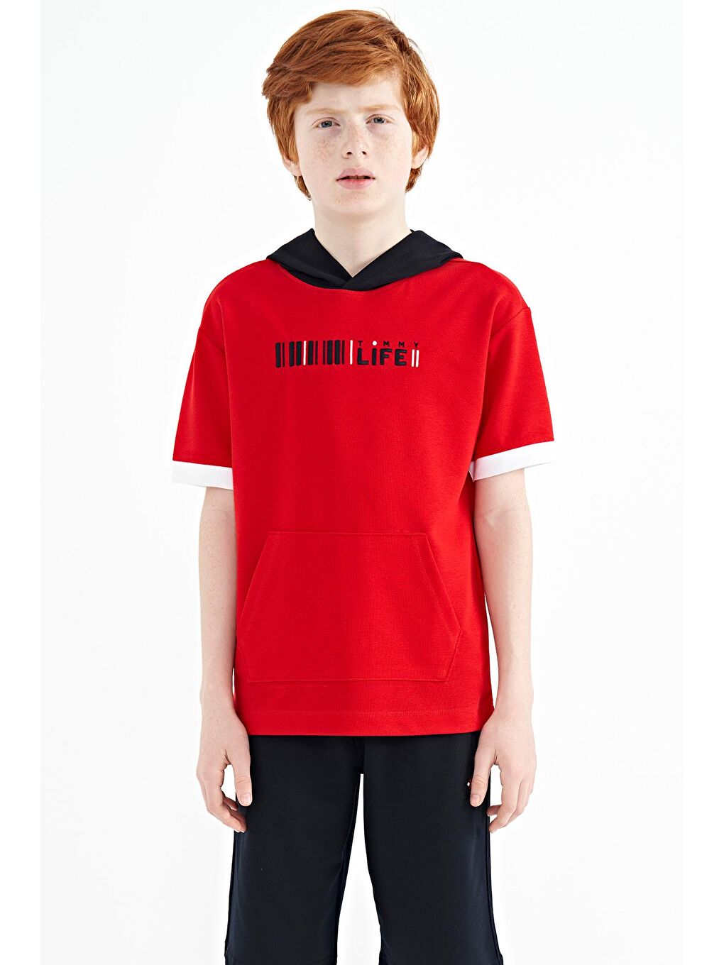 TOMMYLIFE Kırmızı Renk Bloklu Kapüşonlu Kanguru Cepli Oversize Erkek Çocuk T-Shirt - 11148