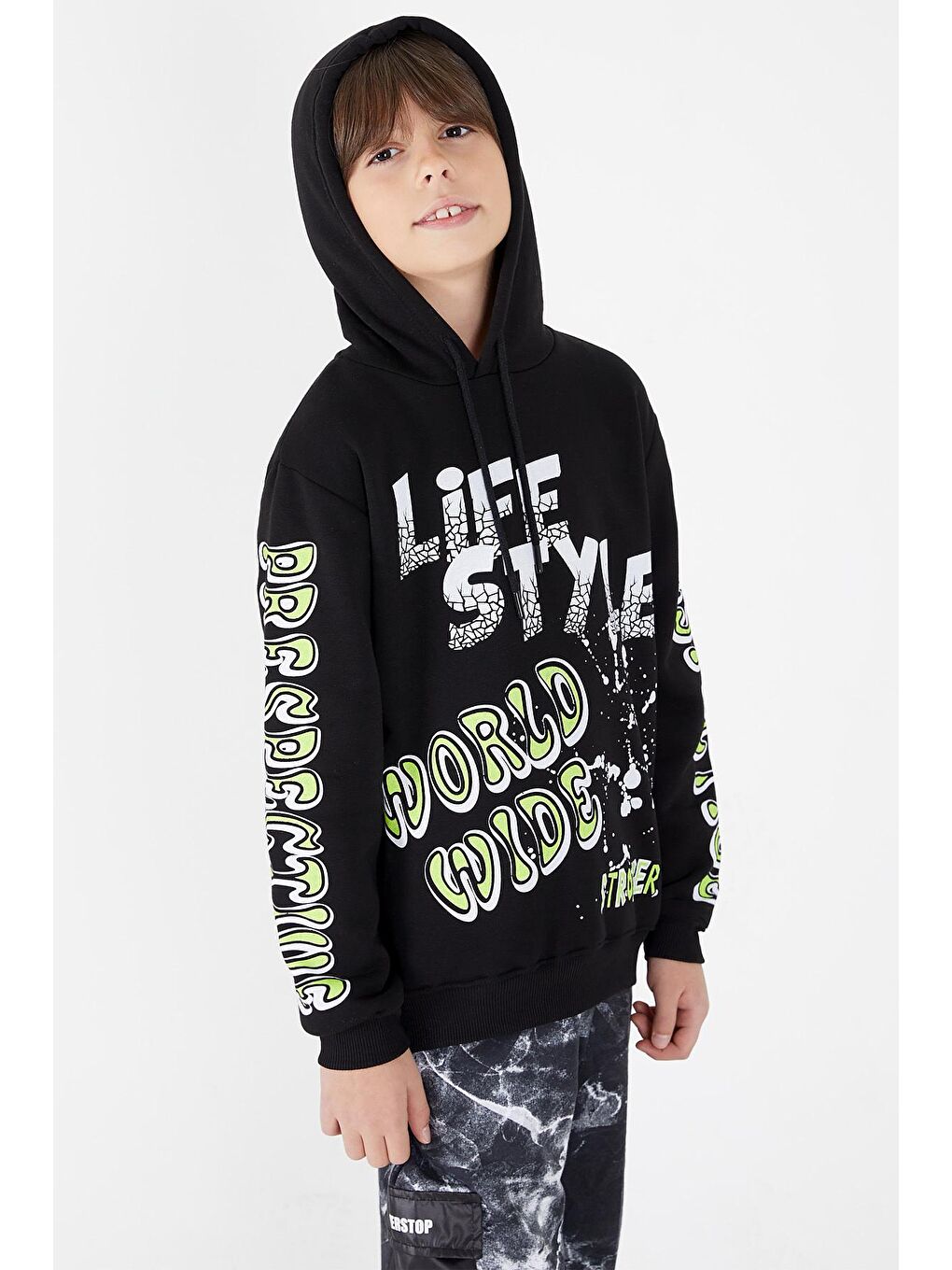 Siyah Erkek Çocuk Yazı Baskılı Kapüşonlu Sweatshirt 9-14 Yaş 14147-4
