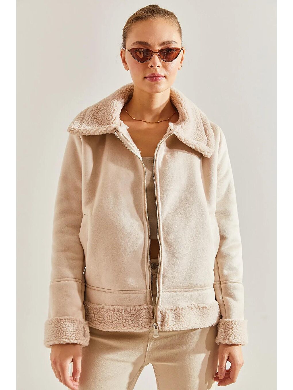 Bej Kadın Süet Peluş Mont-1