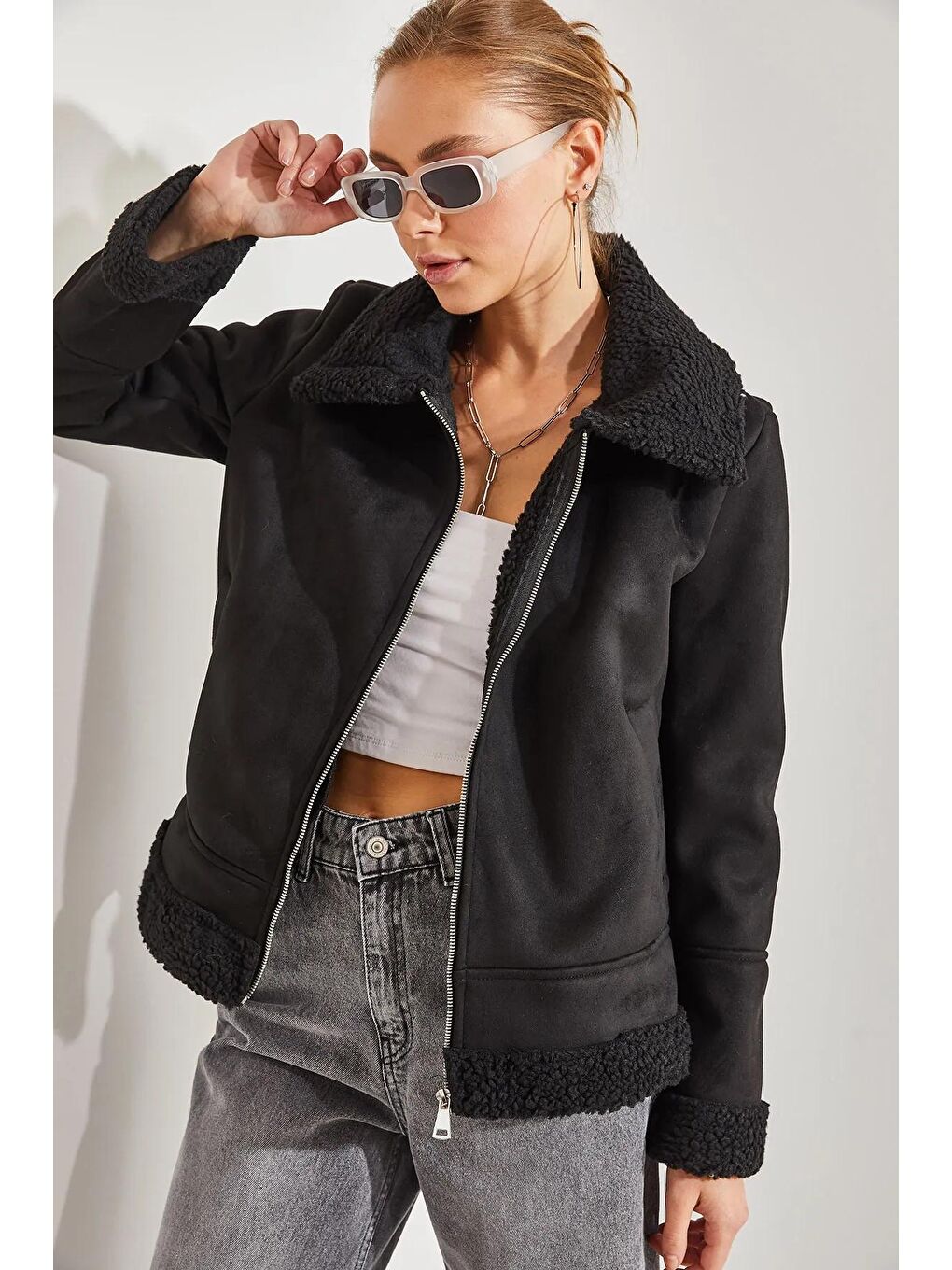 Siyah Kadın Süet Peluş Mont