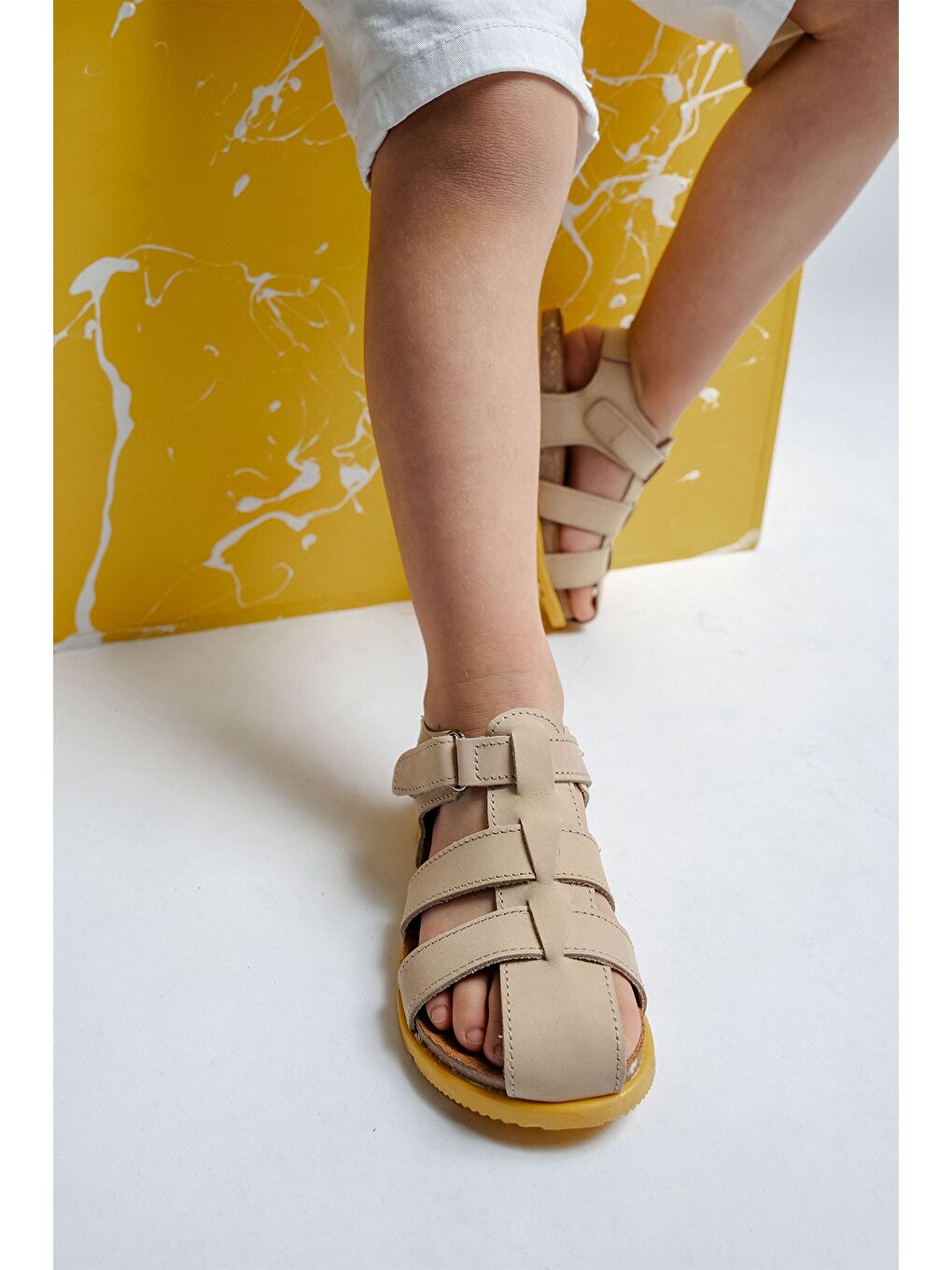 Unisex Çocuk Açık Sarı Hakiki Deri Mantar Tabanlı Günlük Çocuk Sandalet-3