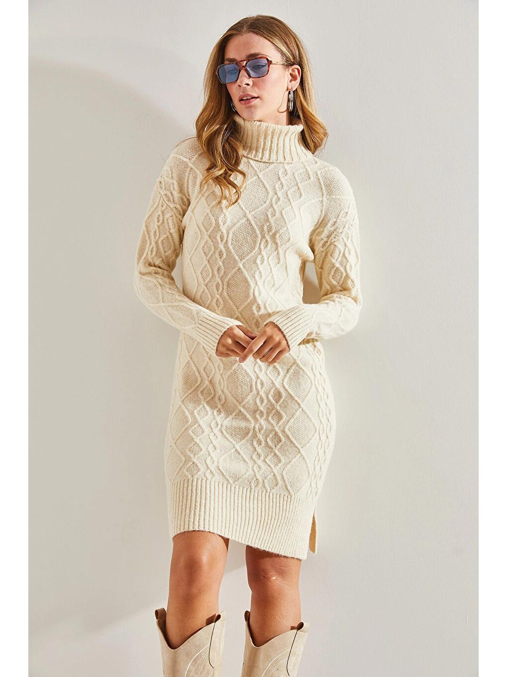 Bej Kadın Saç Örgülü Balıkçı Yaka Triko Elbise-2