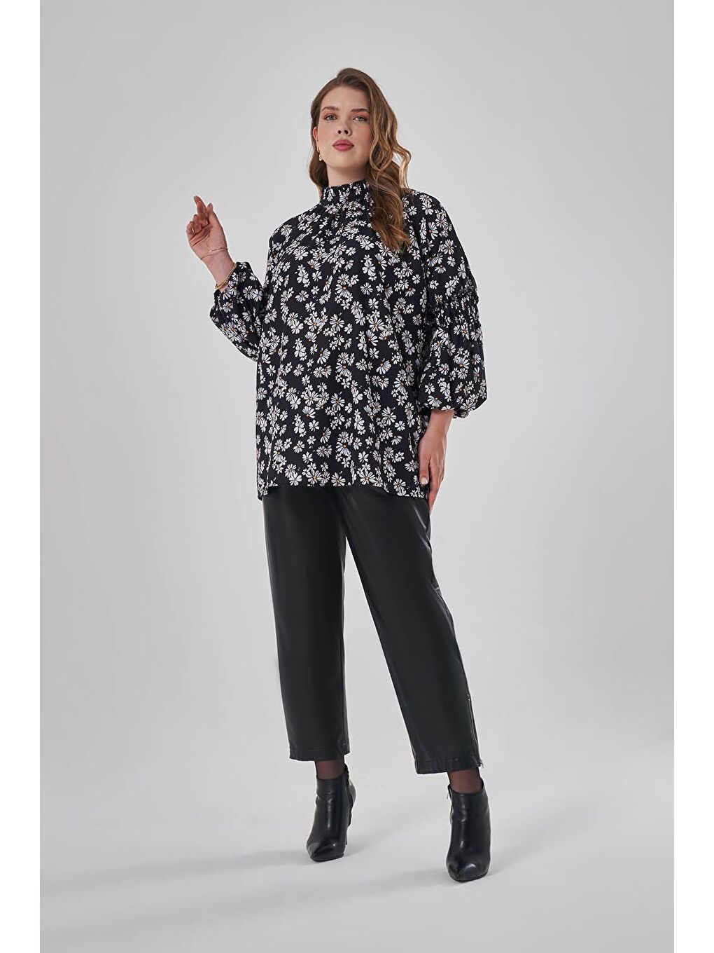 Karışık Desenli Kolu Büzgülü Tunik-3