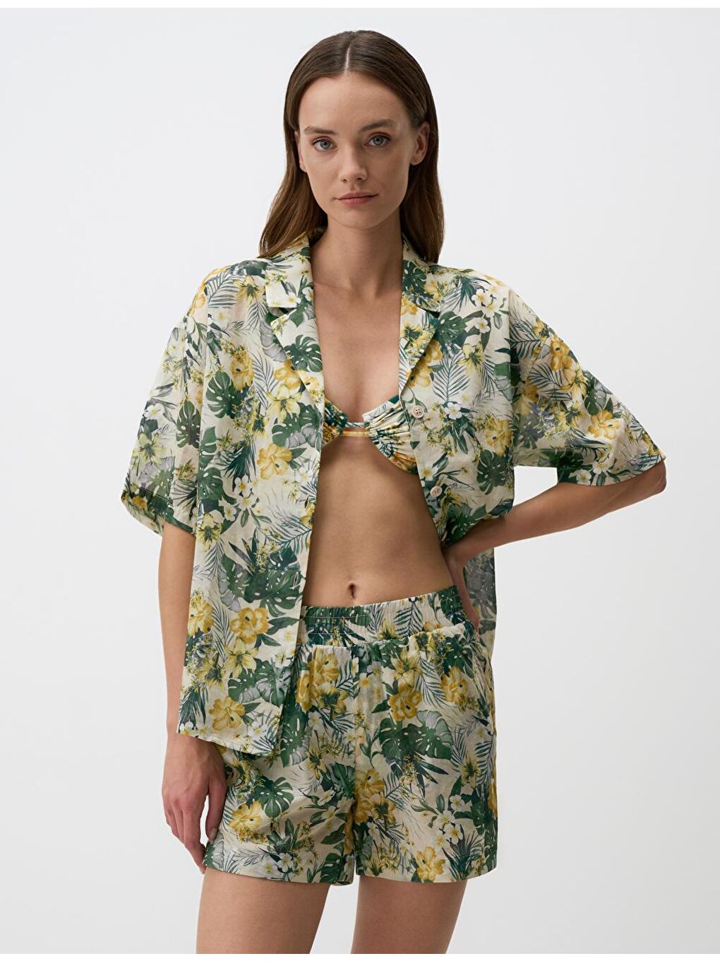 Yeşil Kısa Kollu Çiçekli Pamuklu Gömlek