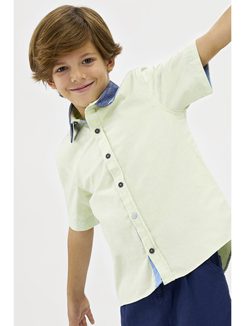 Erkek Çocuk Yakası Şerit Detaylı Yeşil Gömlek-1