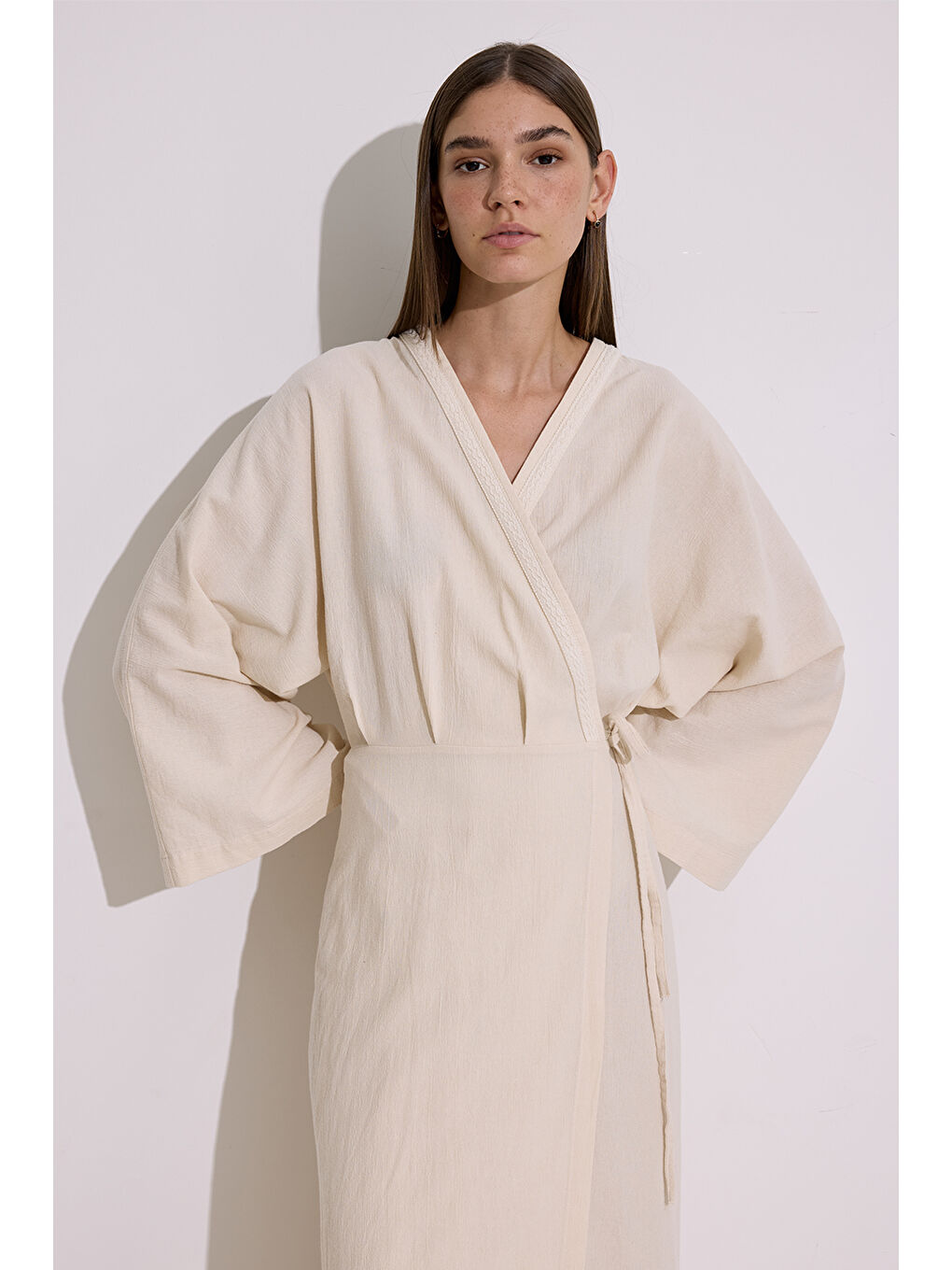 Karışık Dokulu Kruvaze Kapamalı Elbise Natural-2