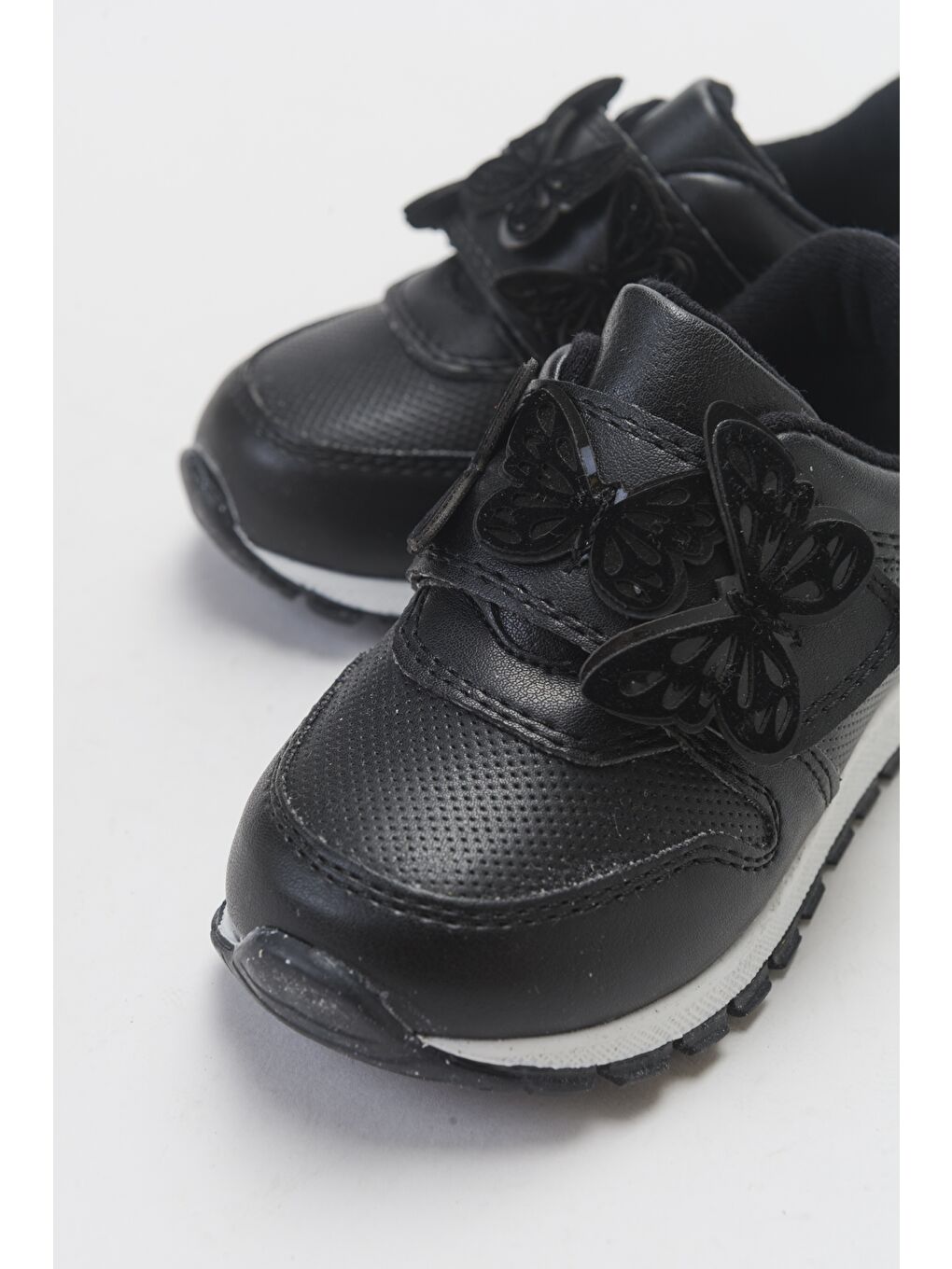 Kız Çocuk Siyah Suni Deri Günlük Çocuk Ayakkabı