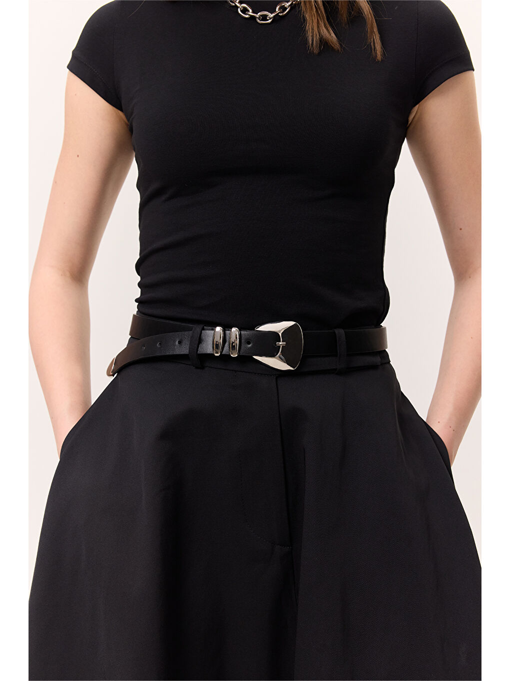 Çoklu Metal Tokalı Kemer Siyah