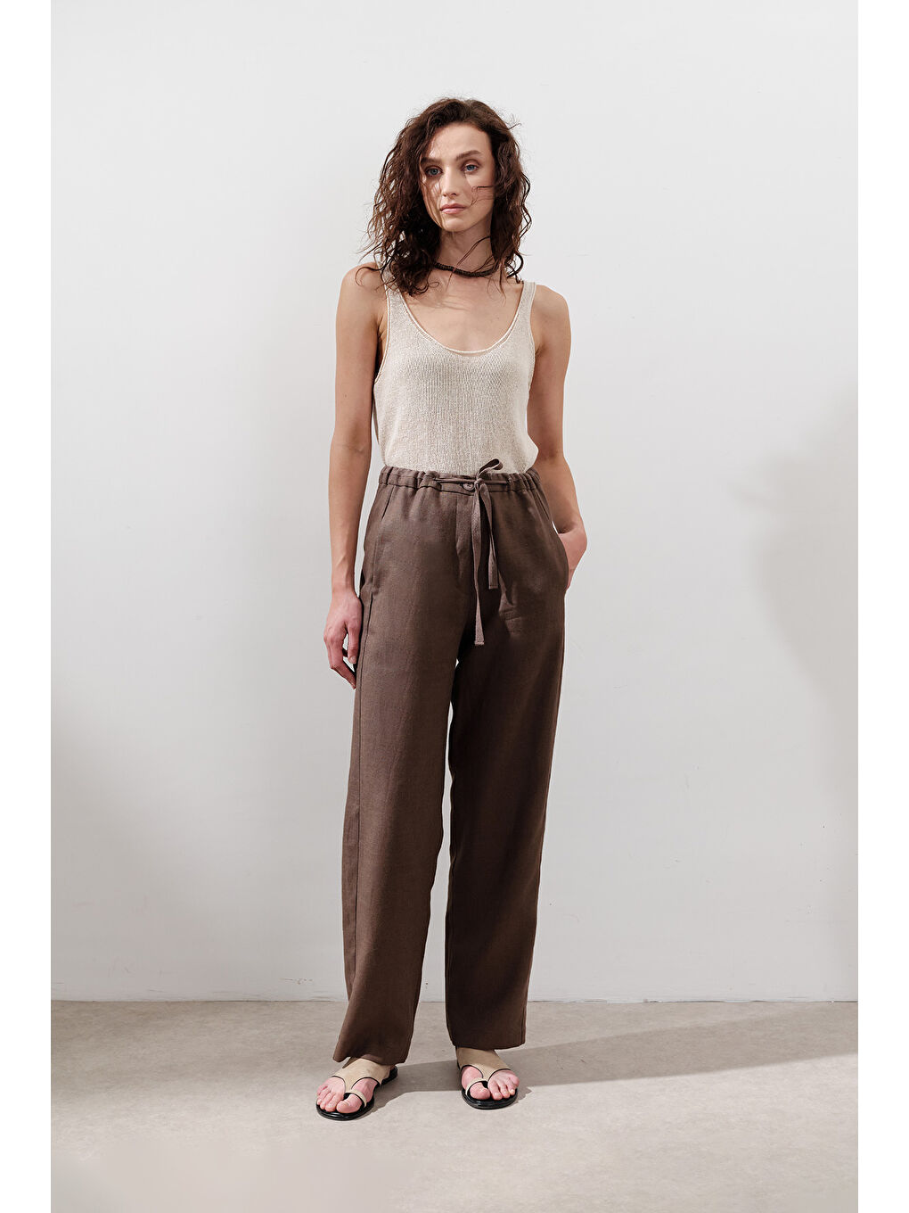Kahverengi Keten Barrel Pantolon Tozlu Kahve-1