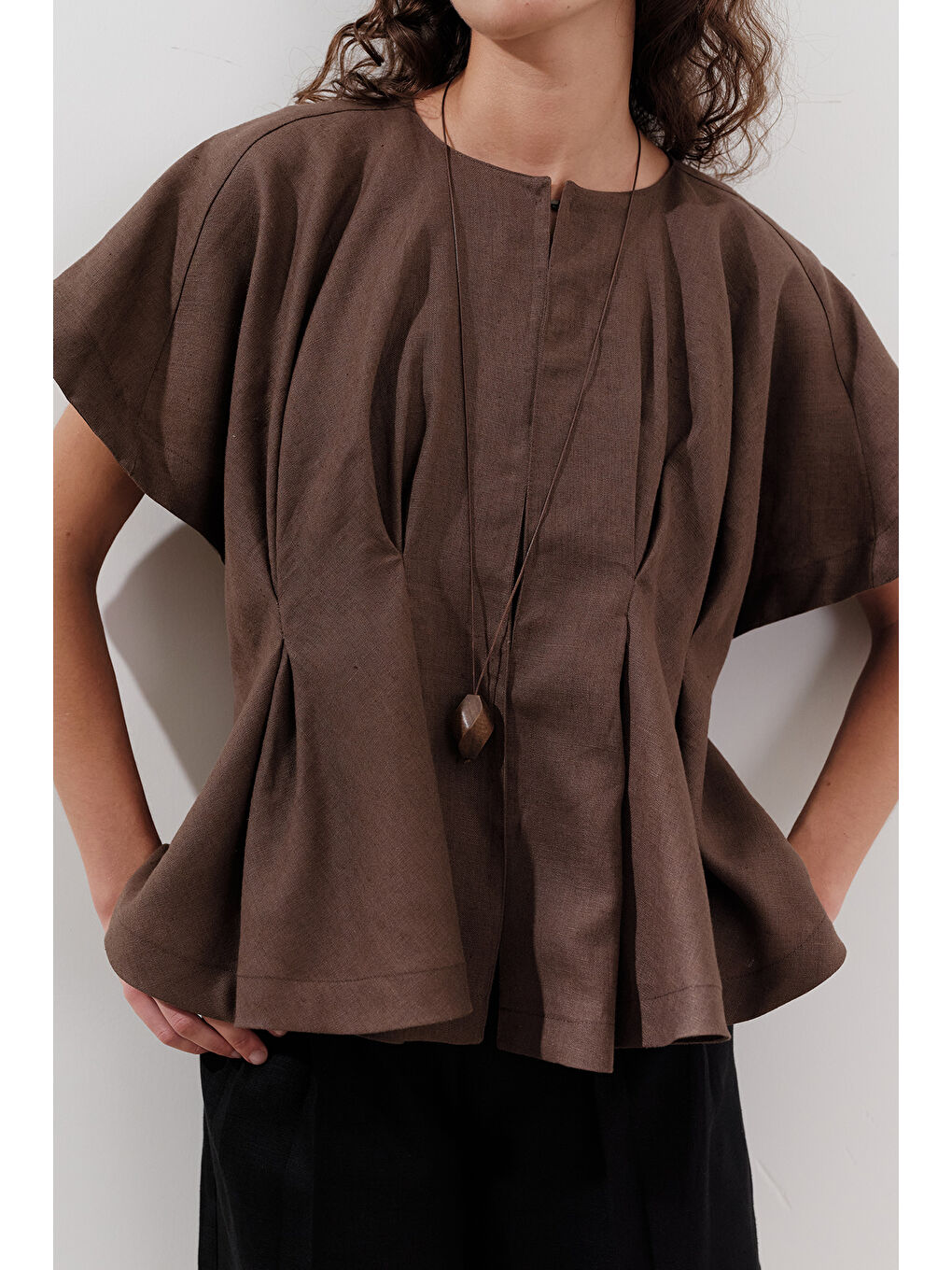 Karışık Keten Pile Detaylı Yelek Tozlu Kahve-1