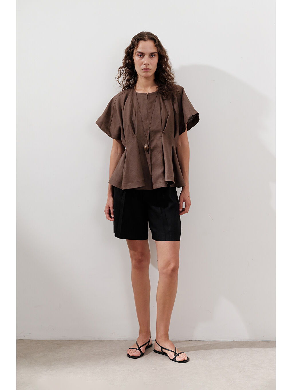 Karışık Keten Pile Detaylı Yelek Tozlu Kahve-2