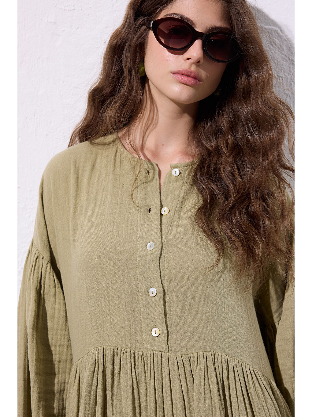 Yeşil Müslin Düğmeli Rahat Elbise Adaçayı-4