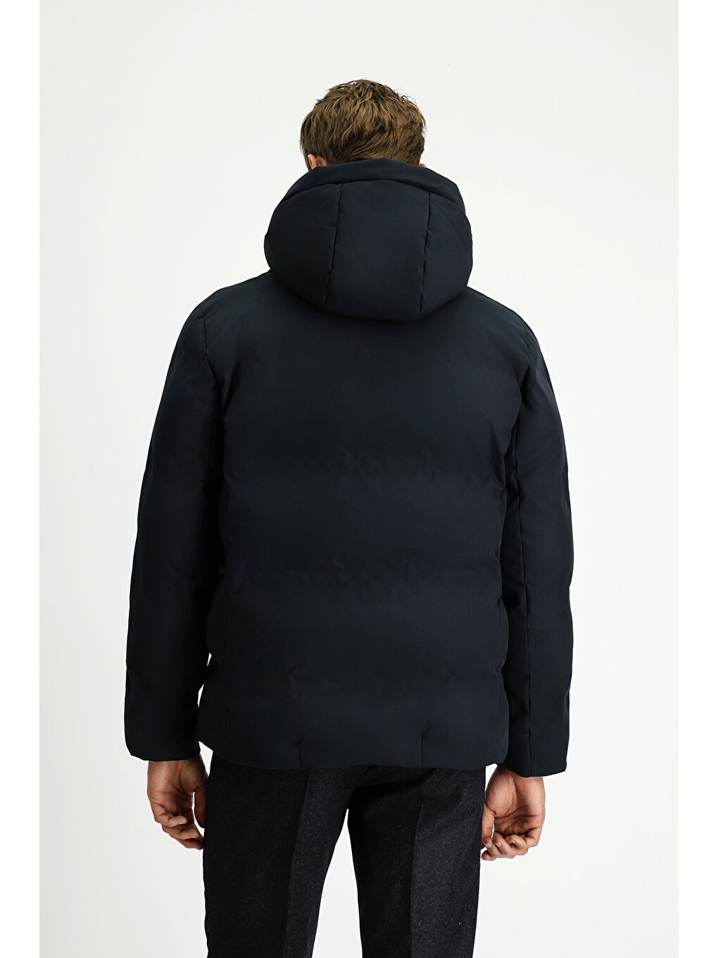 Siyah Kapüşonlu Şişme Spor Mont-6