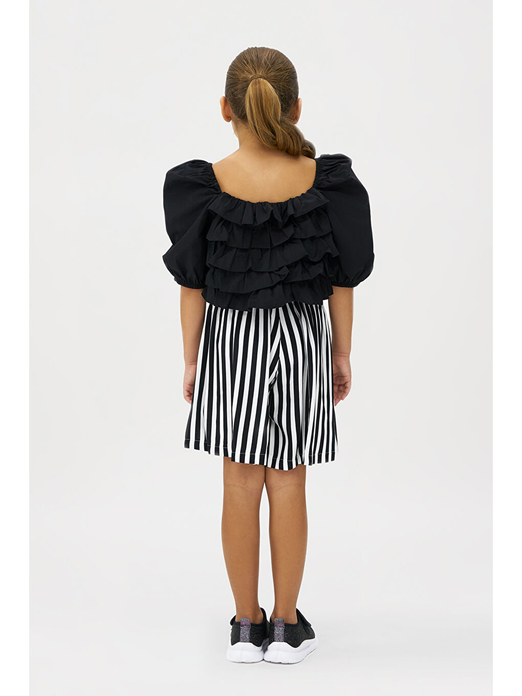 Kız Çocuk Çizgili Siyah Şort Etek-2