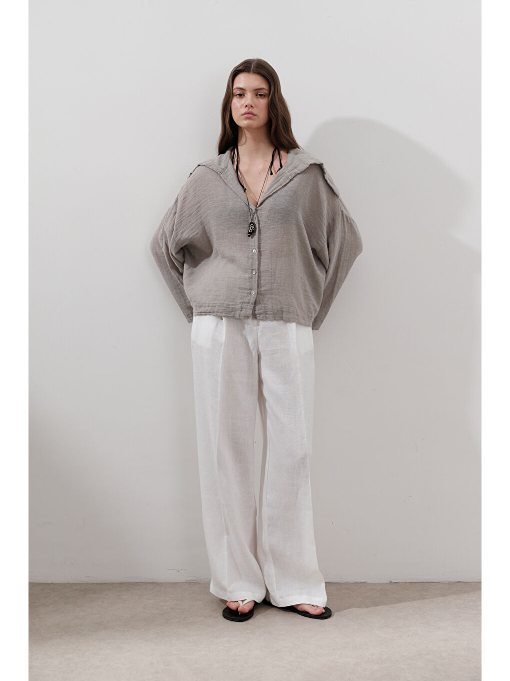 Bej Keten Karışımlı Geniş Yakalı Gömlek Natural-4