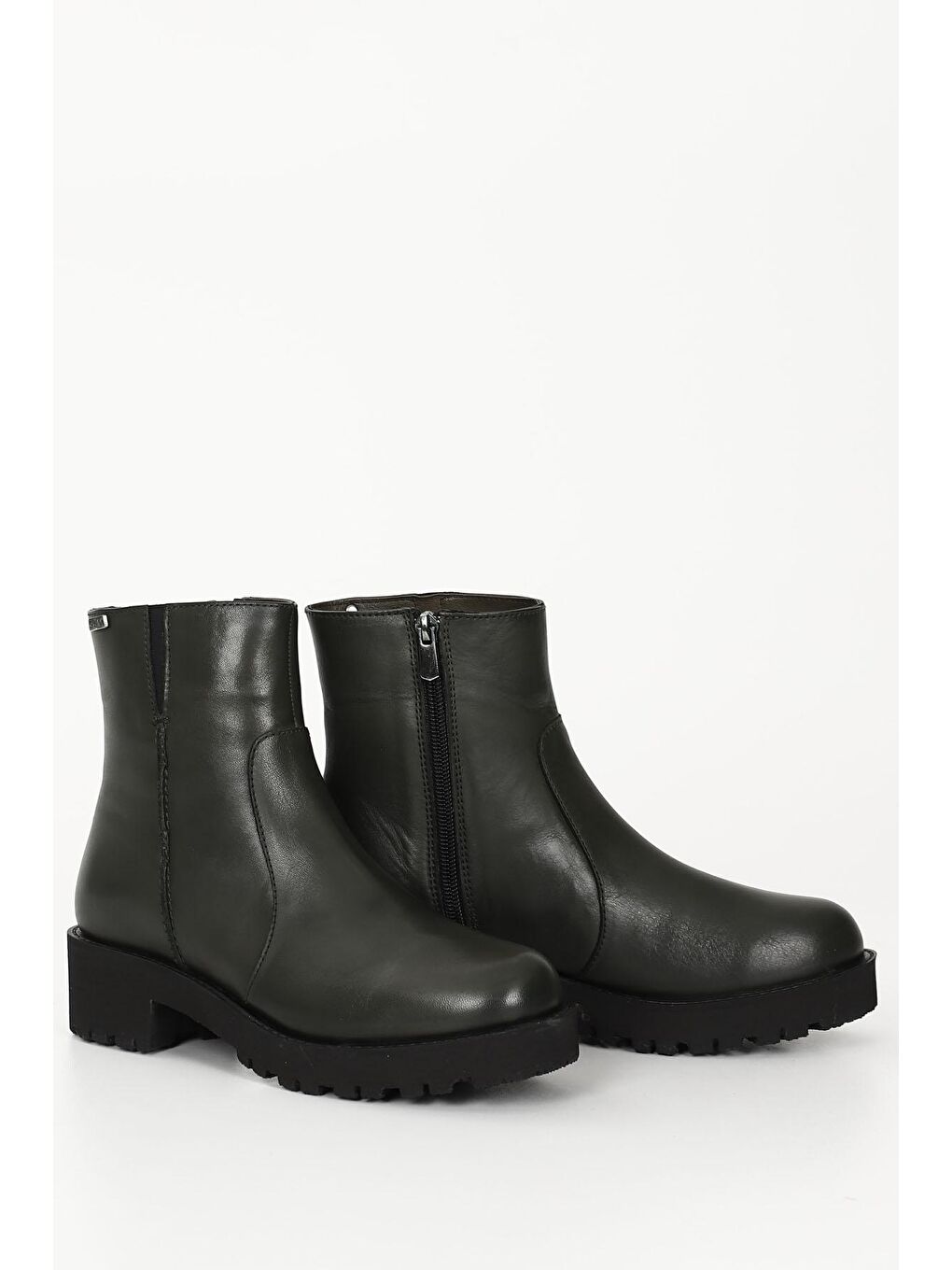 HAKİ  Hakiki Deri Yuvarlak Burun Topuklu Kauçuk Taban Fermuarlı Kadın Günlük Bot 52421