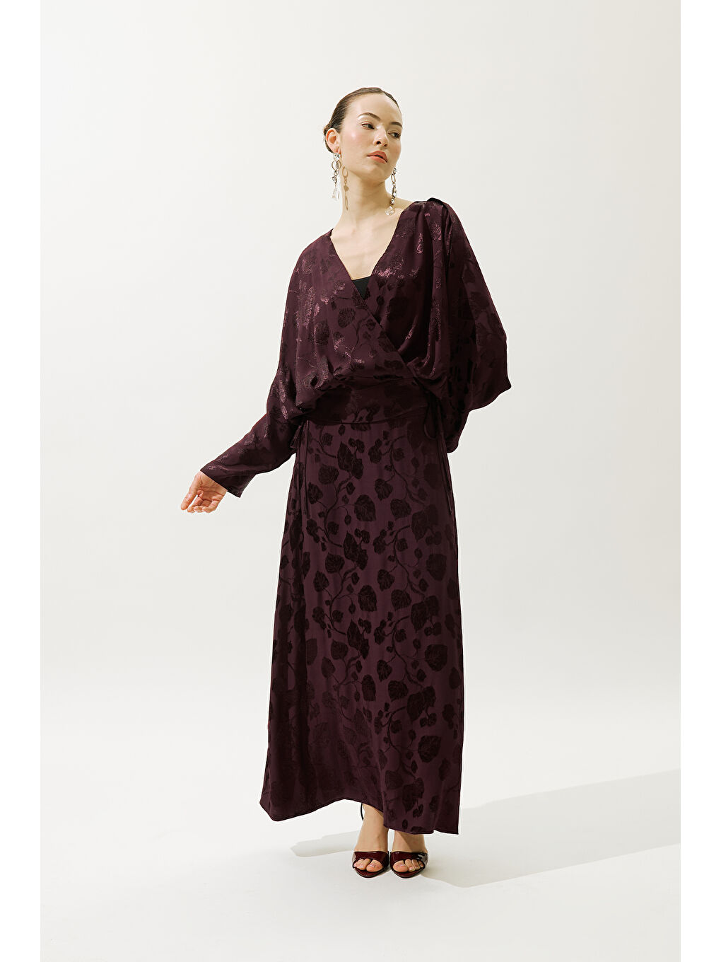 Jakarlı Saten Kimono Bordo-1