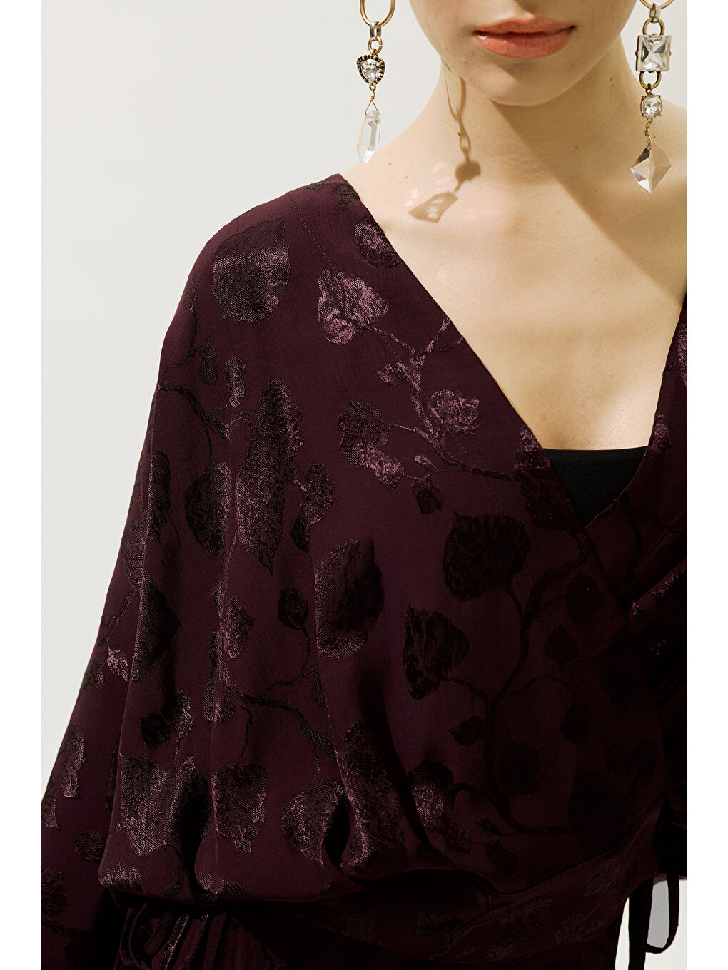 Jakarlı Saten Kimono Bordo-5