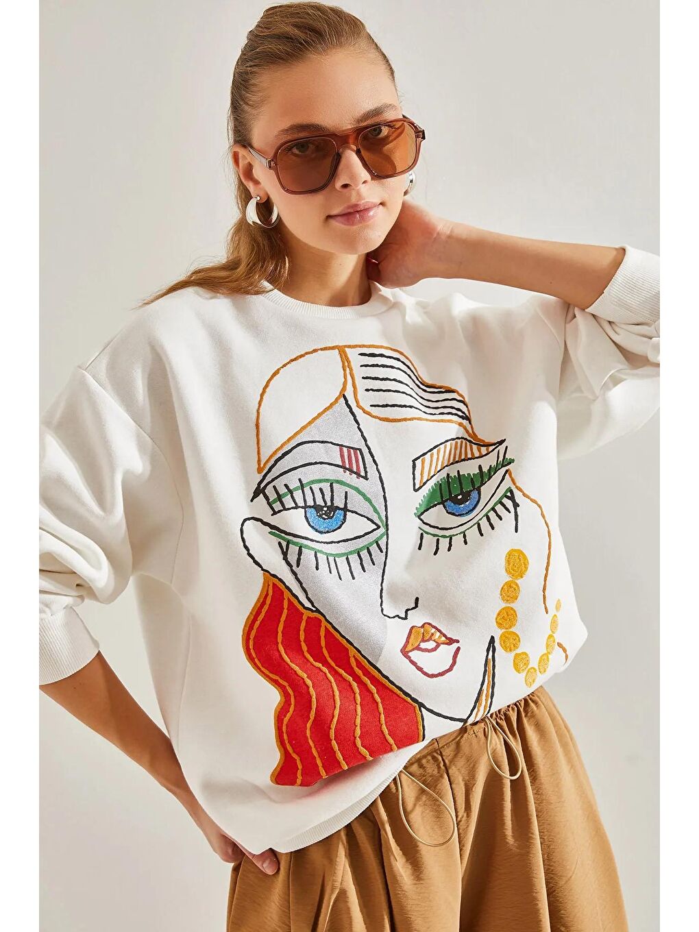 SHADE Beyaz Kadın Oversize Üç İplik Şardonlu Baskılı Sweatshirt