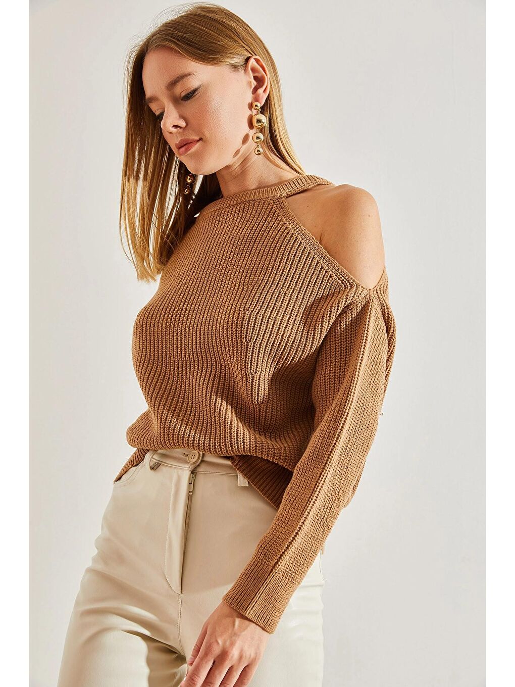 Bej Kadın Omuz Dekolteli Triko Kazak-3