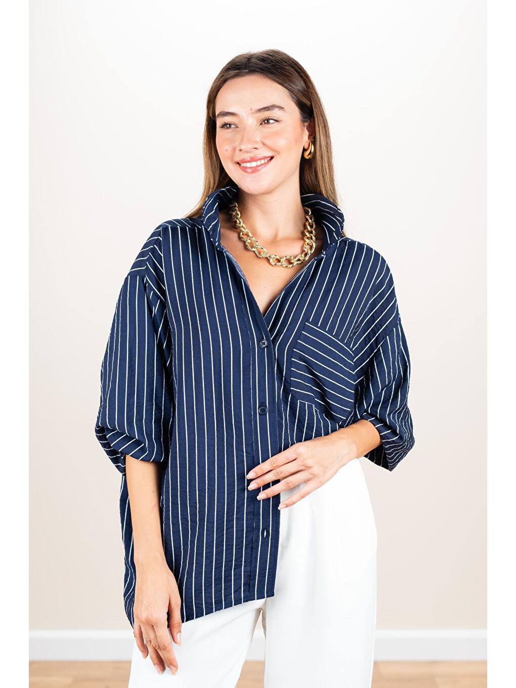 Kadın Lacivert Çizgili Oversize Salaş Gömlek