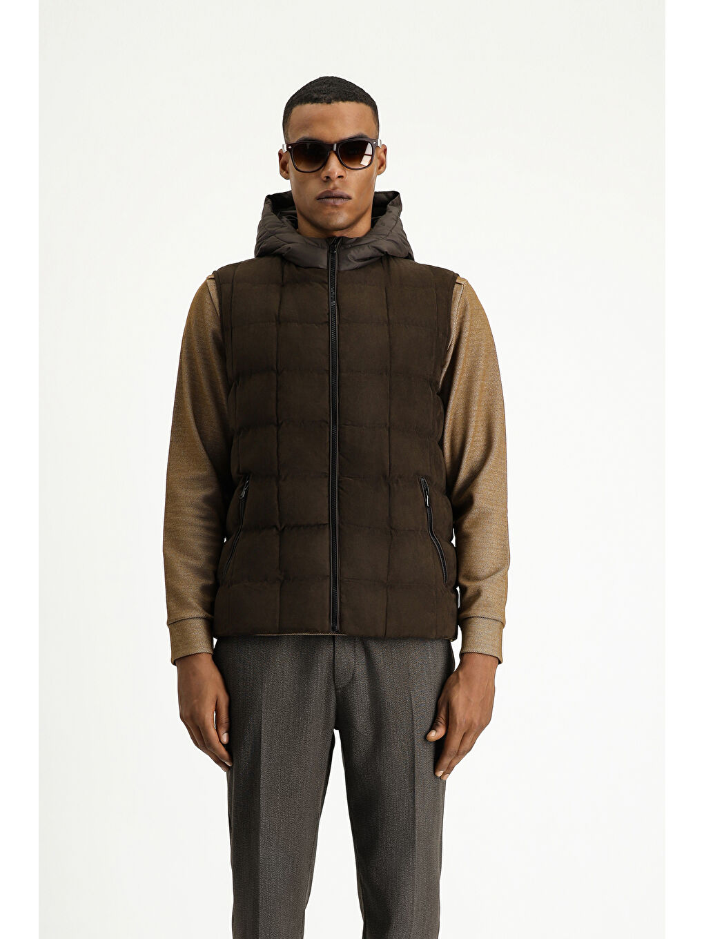 Kahverengi Slim Fit Dar Kesim Kapüşonlu Spor Yelek-4