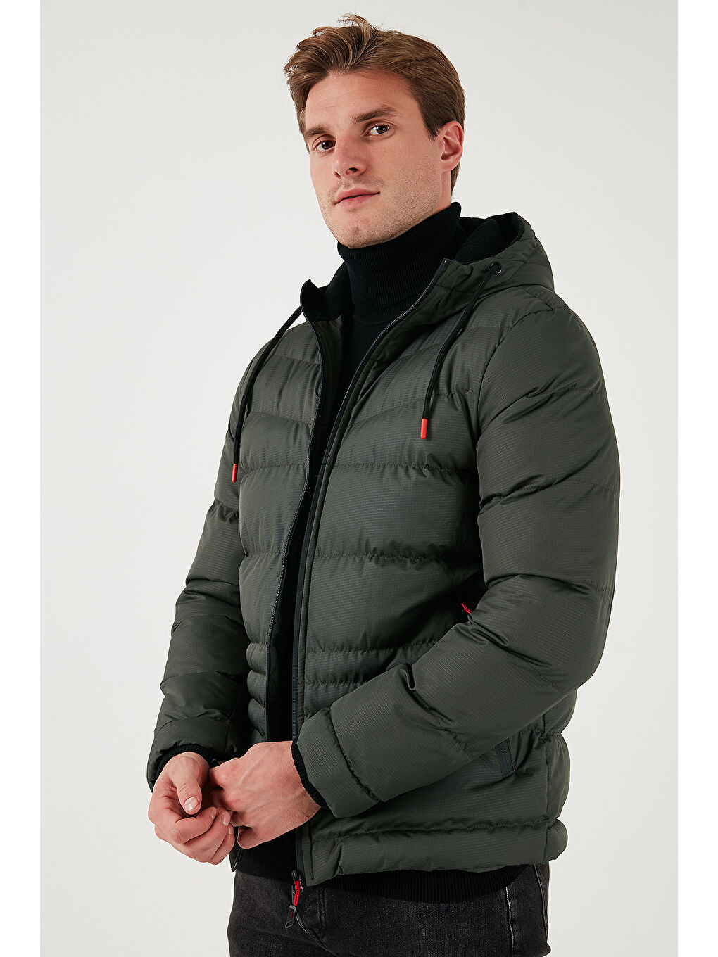 Haki Kapüşonlu Fermuarlı Cepli Slim Fit Şişme Mont 6490001-5