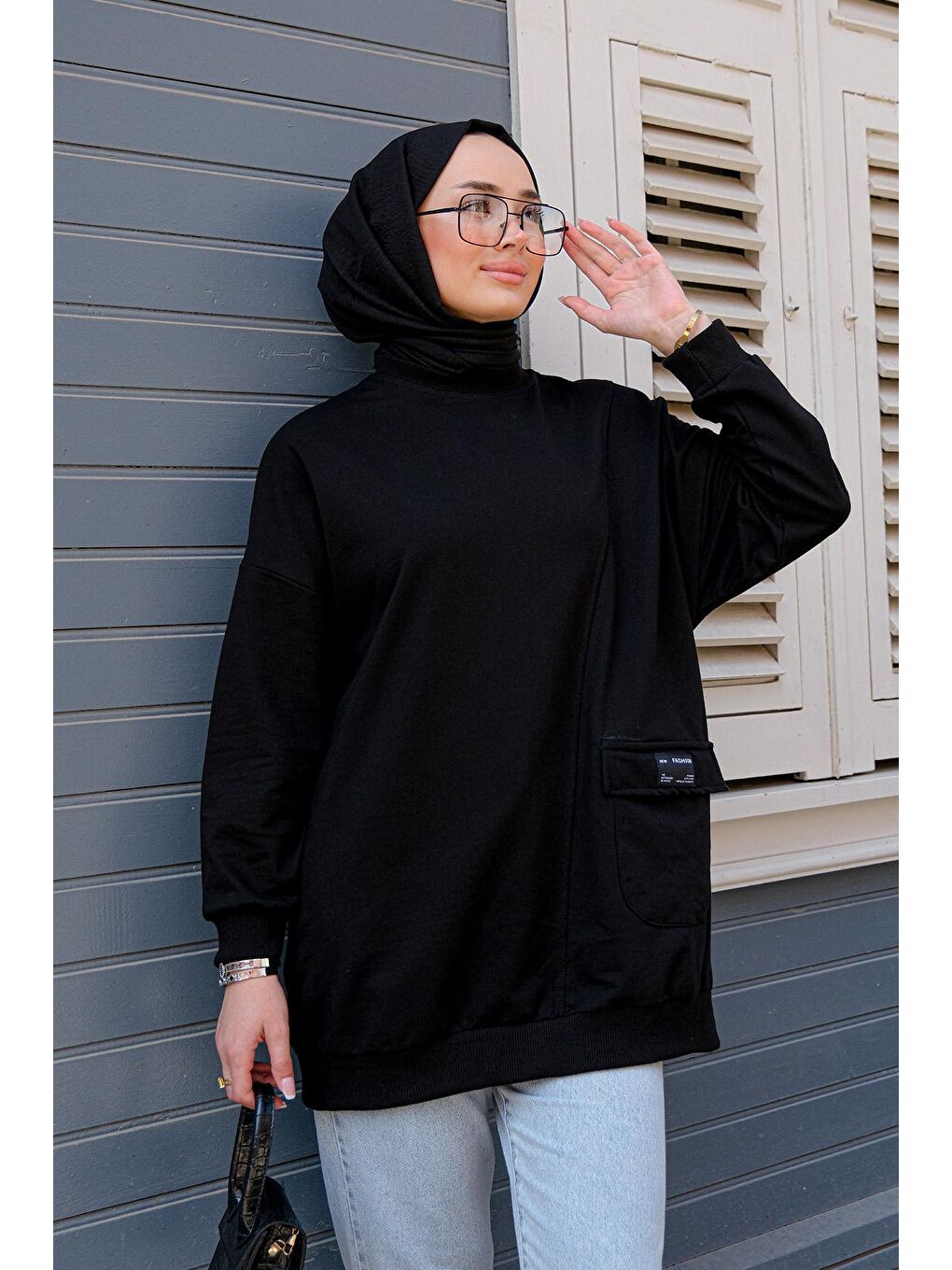 İki İplik Cepli Armalı Tunik Siyah-3