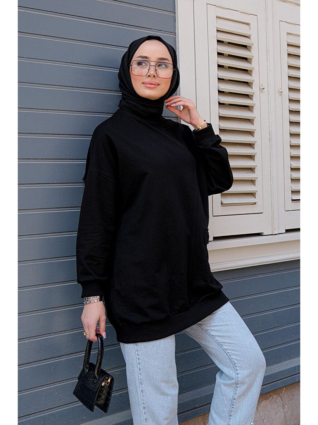 İki İplik Cepli Armalı Tunik Siyah-4