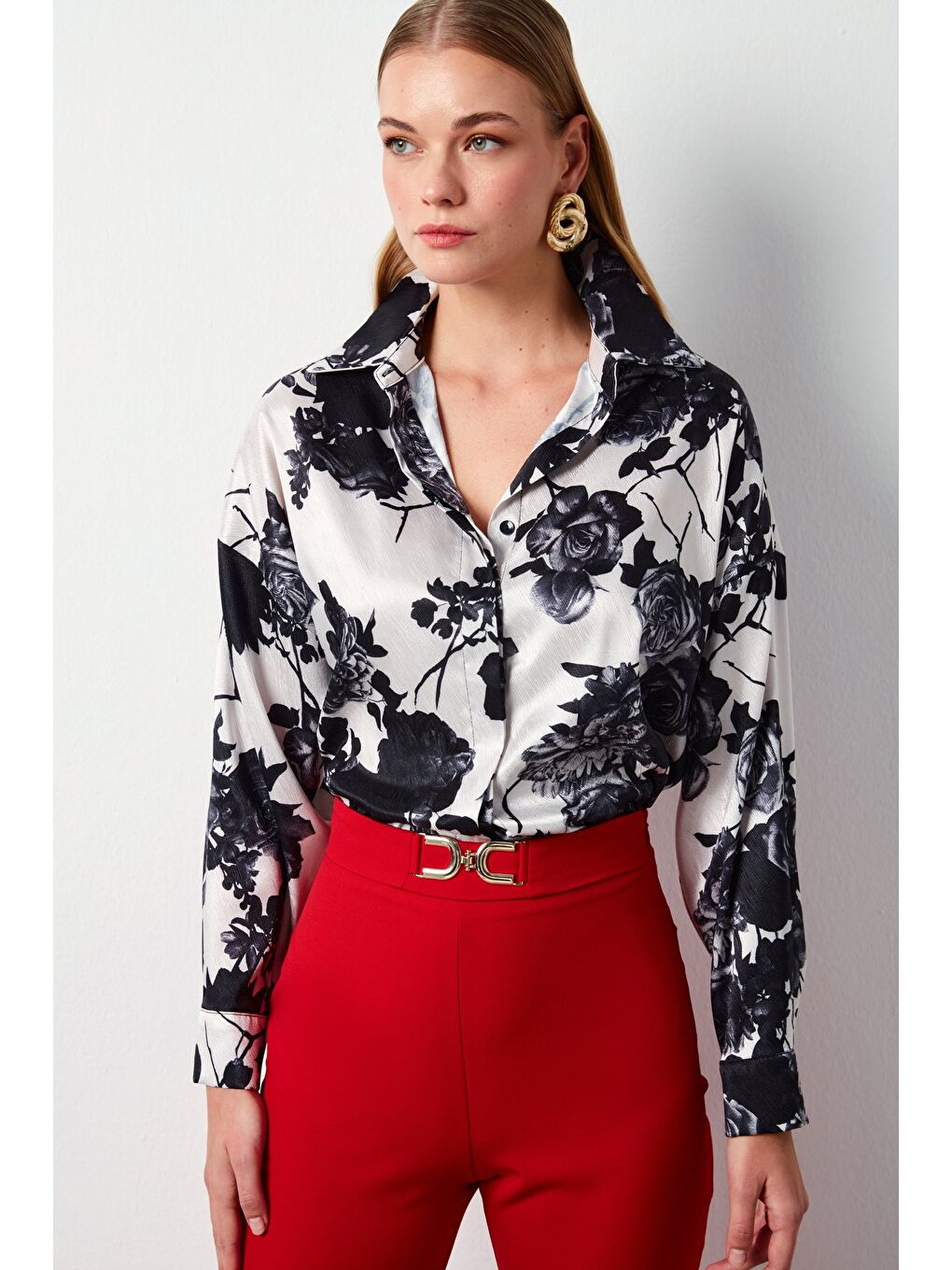 Çiçek Desenli Salaş Gömlek - Siyah-3