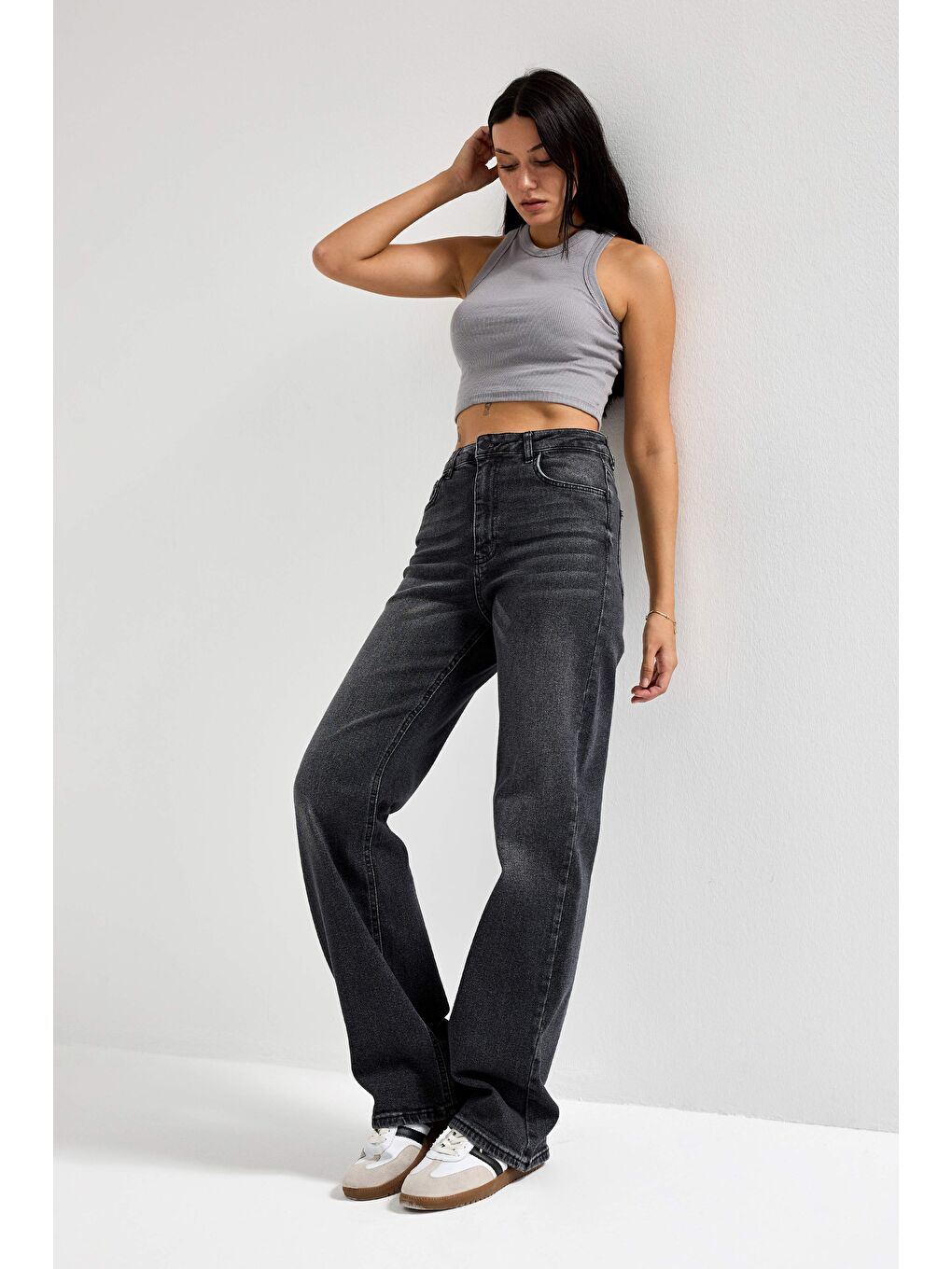 Gri Kadın Füme Renk 2s6-1 Straight Fit Yüksek Bel Esnek Elastan Kumaş Denim Jean-1