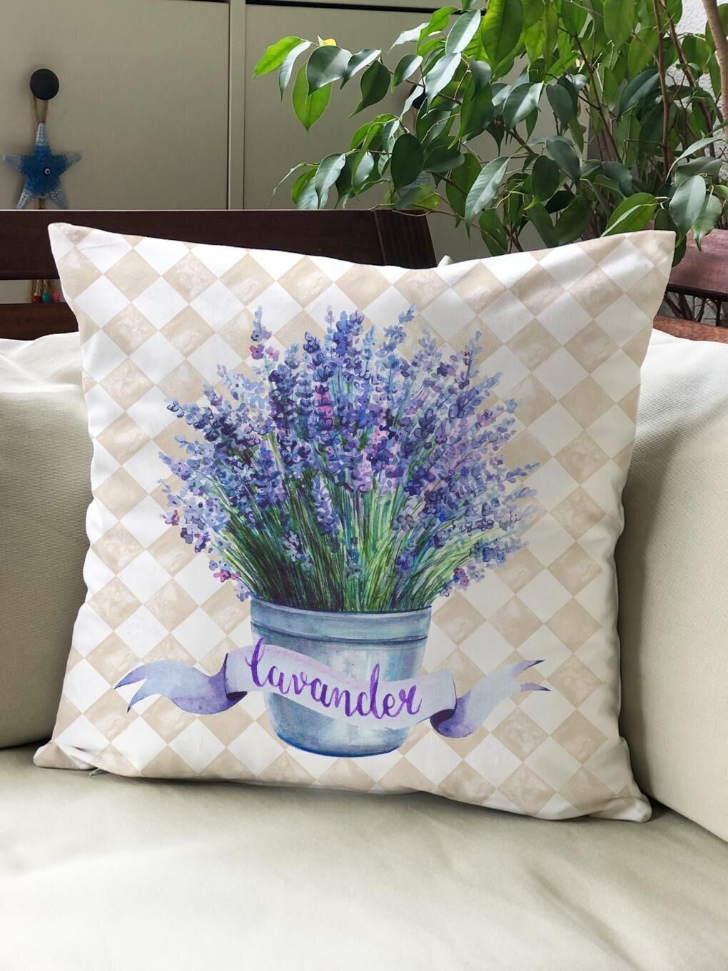 Ekru Kadife Doku Çift Taraf Baskılı Bahar Desenleri 43x43 cm Tekli Kırlent Kılıfı