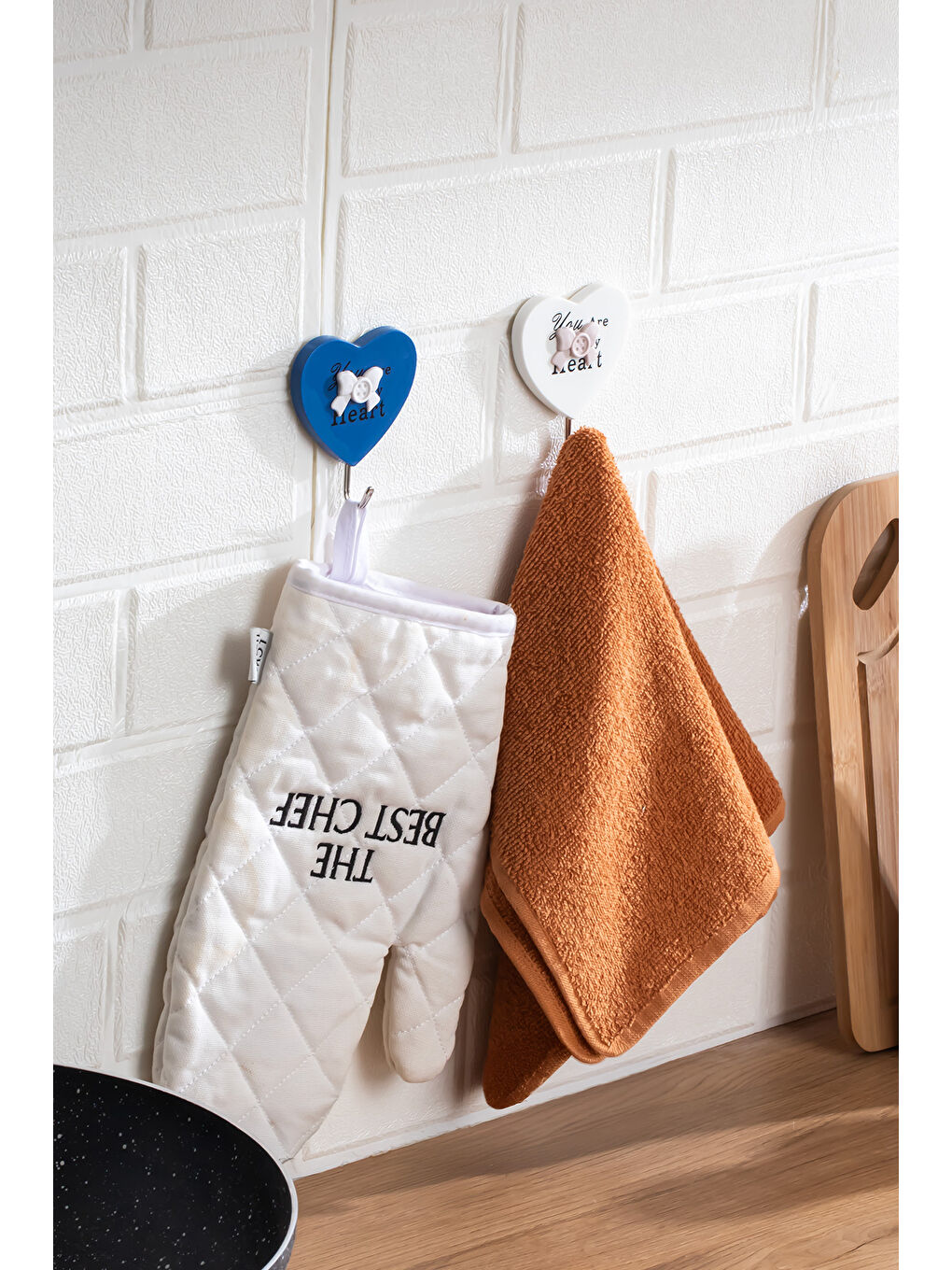 Renksiz 085 2 Adet Figür Desenli Dekoratif Yapışkanlı Banyo Mutfak Elbise Askılığı Havlu Askılığı-1