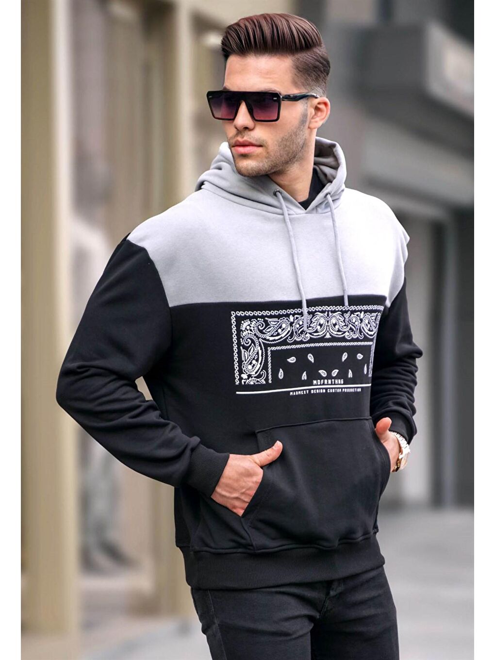 Madmext Siyah Kapüşonlu Desenli Sweatshirt 6022