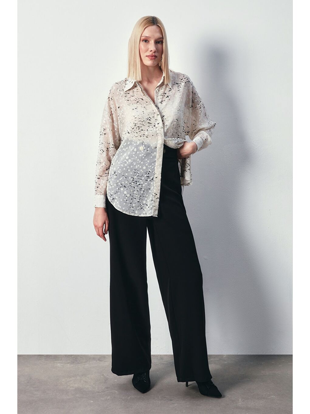 Gri Varaklı Geniş Gömlek - Taş-Gümüş-1