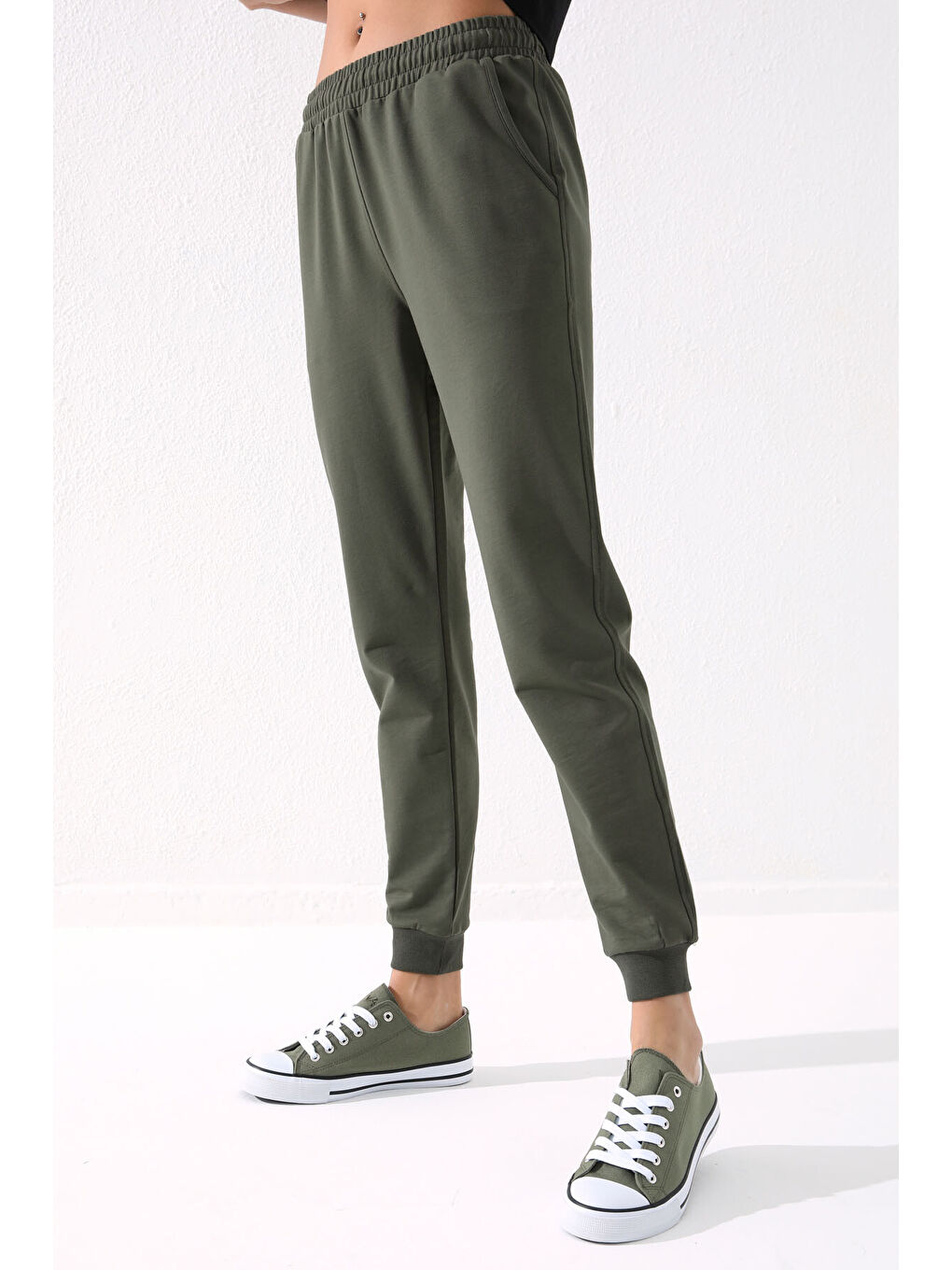 Haki Yüksek Bel Jogger Rahat Form Manşetli Kadın Eşofman Alt - 94561-3