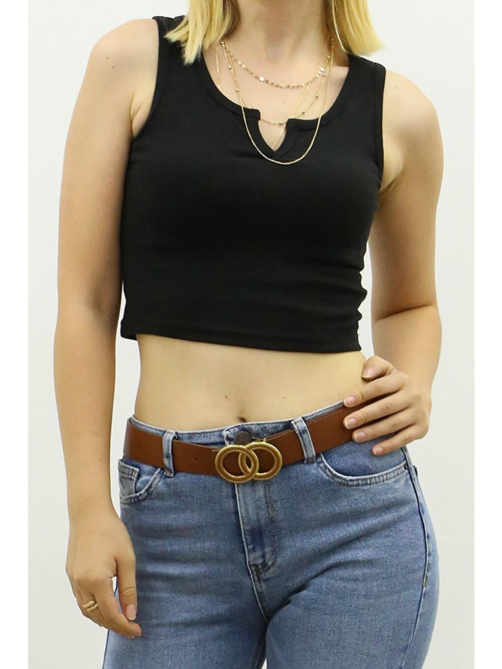Önü Detaylı Siyah Crop Top Mg362-1