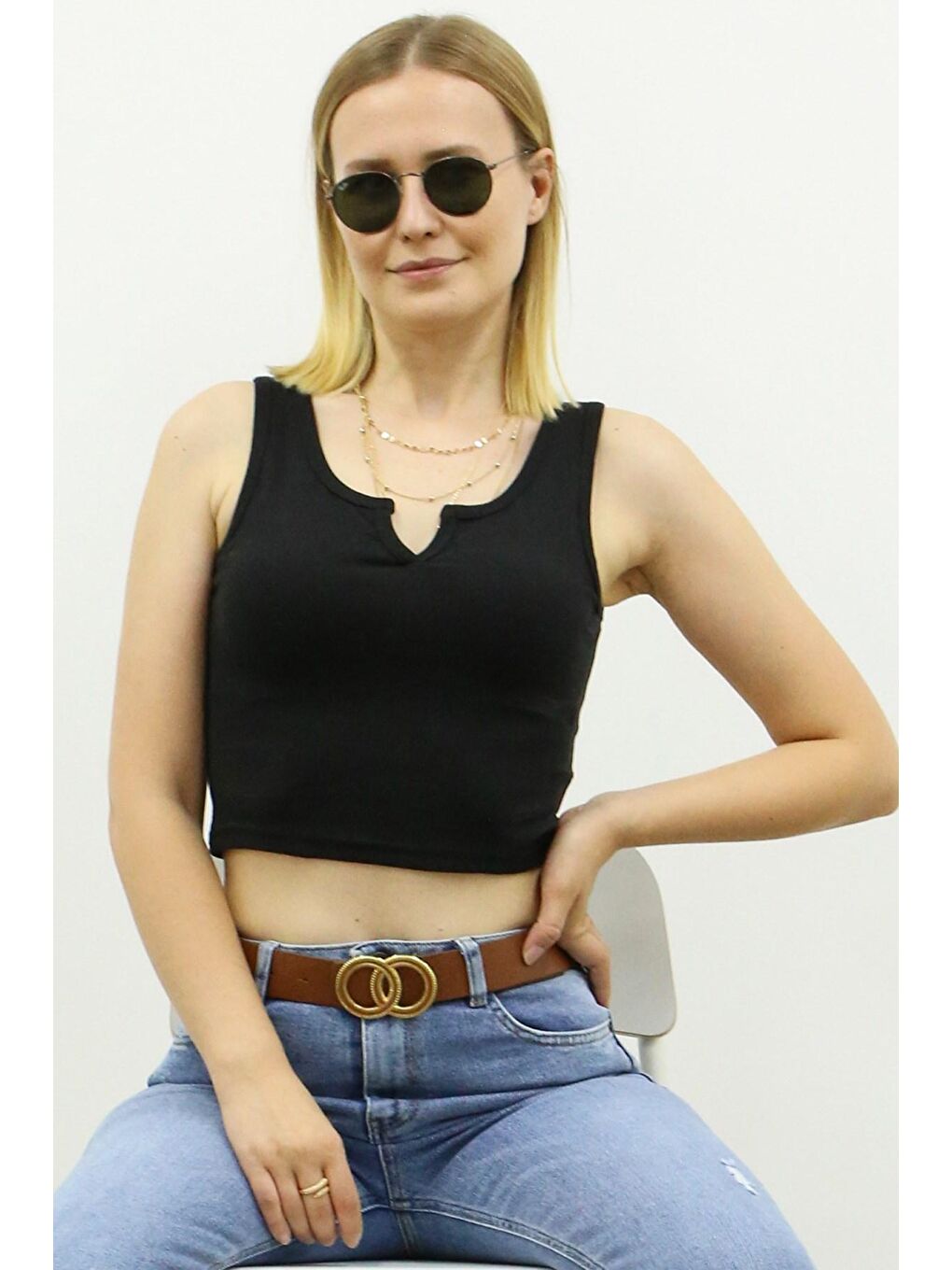 Önü Detaylı Siyah Crop Top Mg362-2